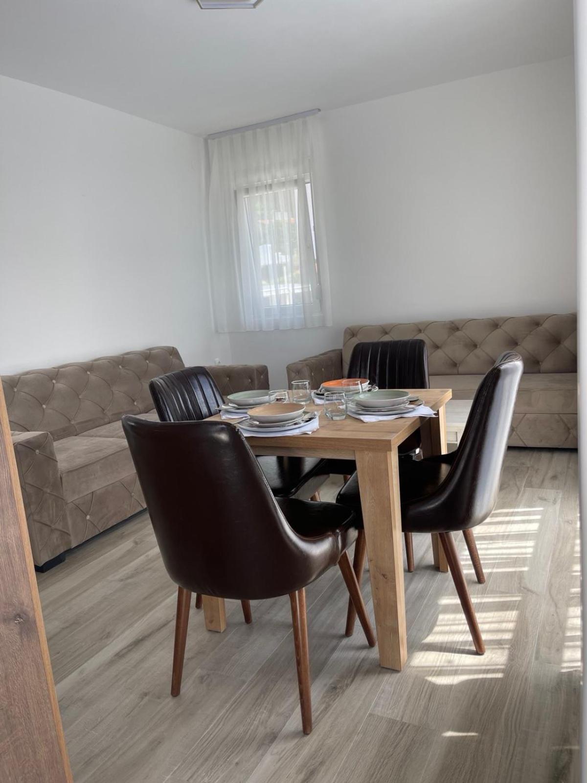 Relax Apartmani Sutomore Εξωτερικό φωτογραφία